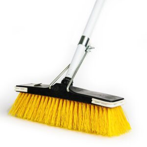 Arrow Deluxe Broom