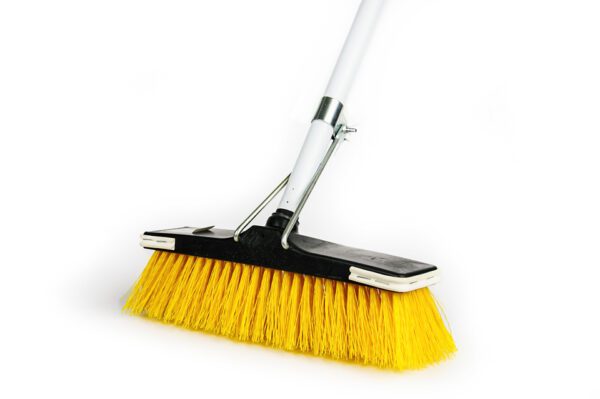 Arrow Deluxe Broom
